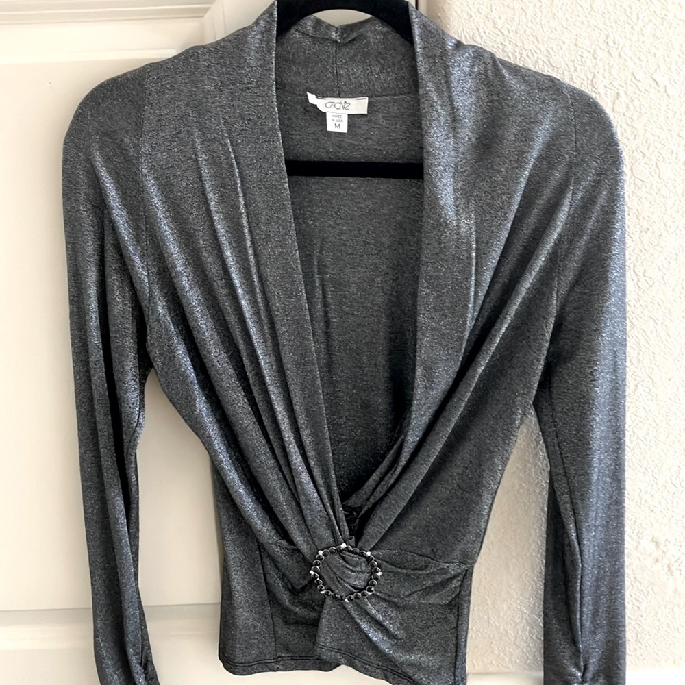 🩶Cache Metallic Top🩶
